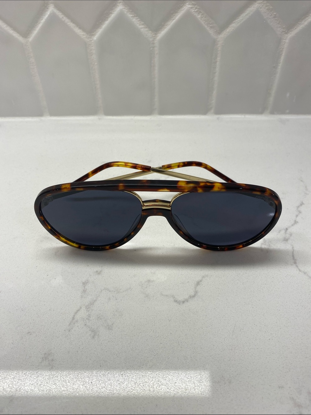Freyrs Shay 92-6A Sunglasses Tortoise Shell Frame Aviator Style Gold Color ✨